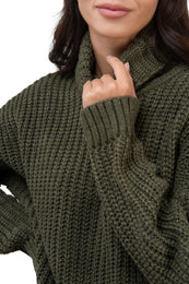 Вовняний светр хакі оверсайз